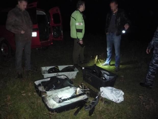 Doi braconieri de la Florești au căzut în plasa inspectorilor piscicoli. Bărbații practicau pescuitul cu arme pneumatice