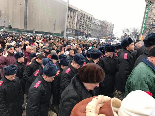 В Киеве простились с погибшими в Авдеевке украинскими военными