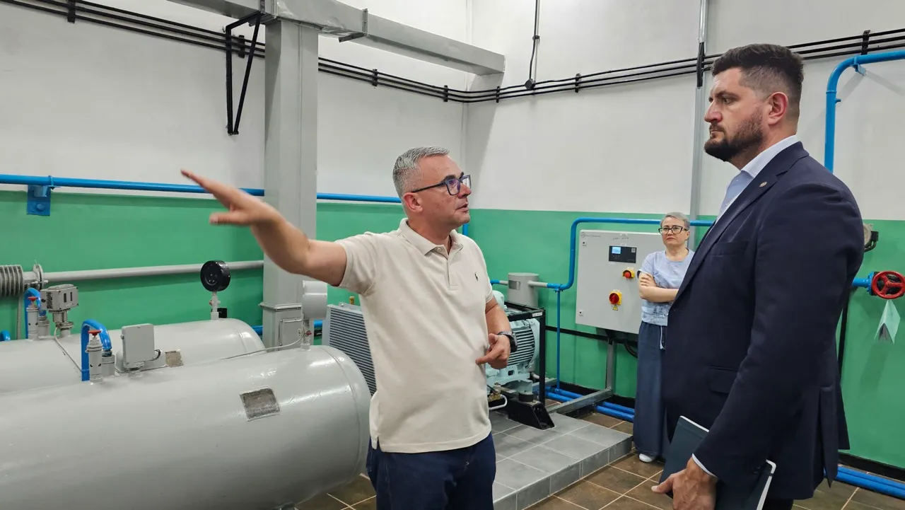 La hidrocentrala de la Costești se planifică construirea unui parc solar plutitor și a unui parc eolian