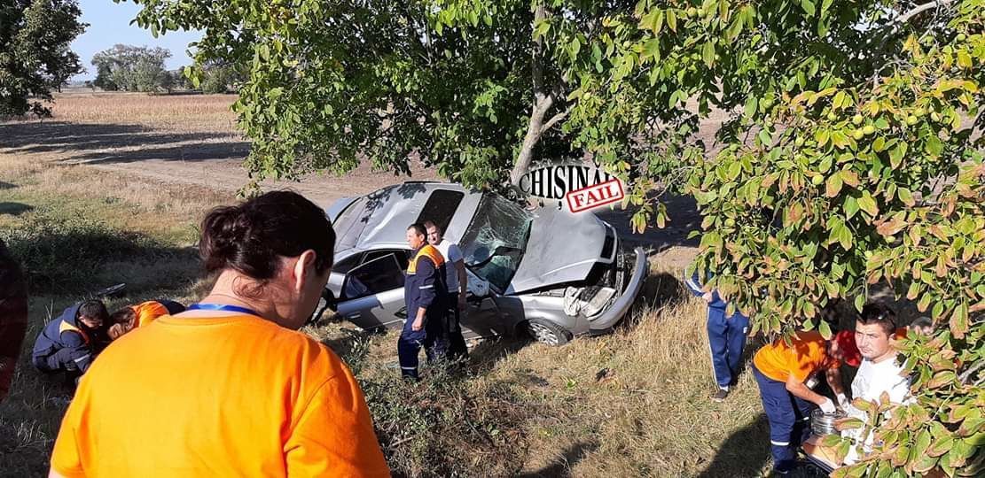 В серьезном ДТП в Чимишлии пострадали 4 человека