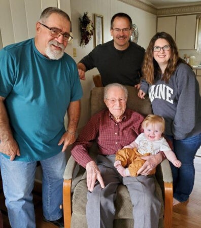 В США 102-летний автомобилист раскрыл секрет долголетия