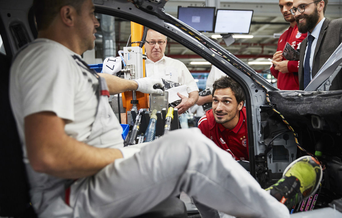 Jucătorii lui Bayern Munchen și-au ales noile mașini pentru acest sezon: Audi RS6 Avant, modelul preferat al fotbaliștilor