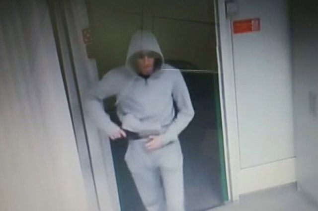 Приезжую из Молдовы столкнули с лестницы в метро в России