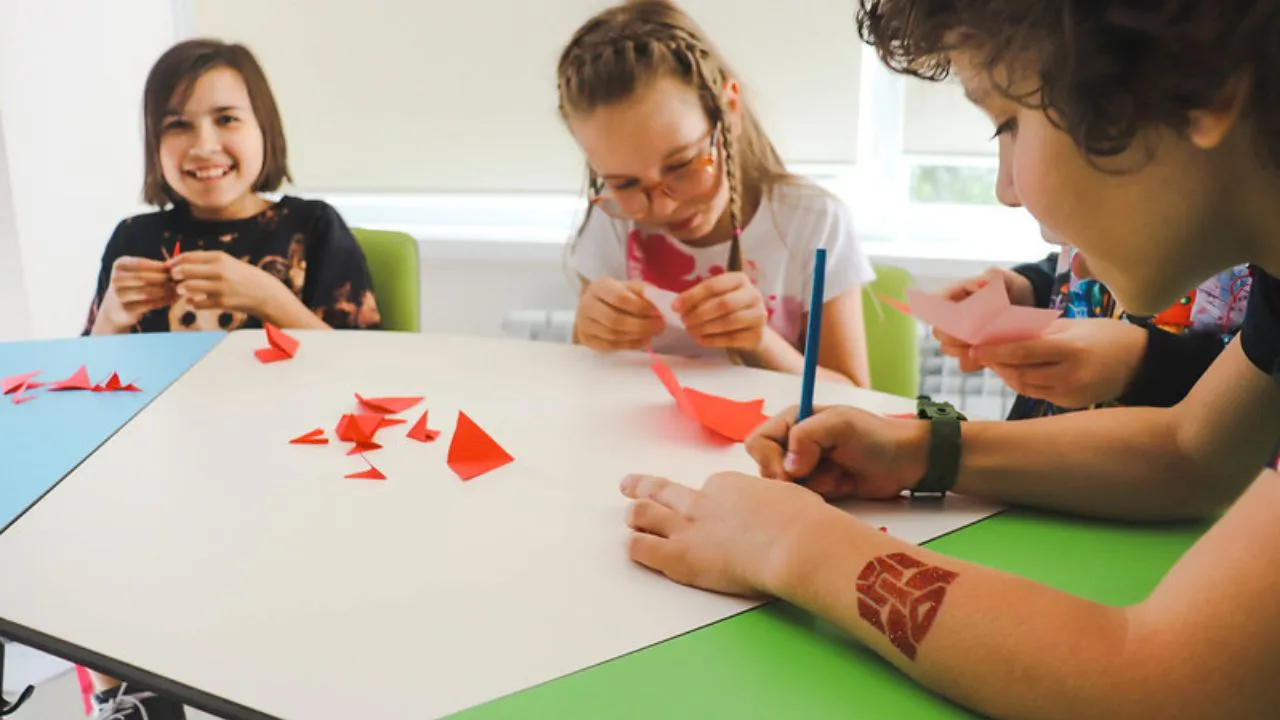 Orange Moldova: 150 детей из Украины провели лето в детском лагере Super Camp