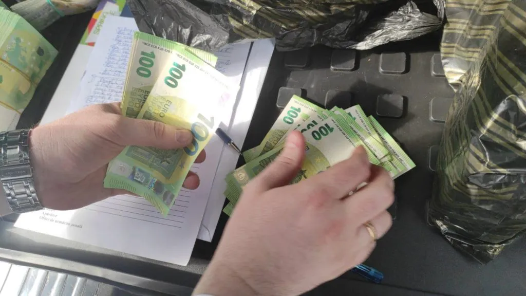 Новые обыски по делу партии «Шор»: изъяты более 50 тысяч евро и 2,5 млн леев