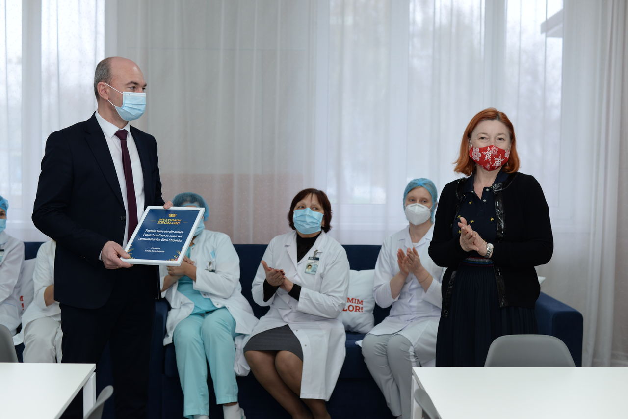 Efes: Благодаря проекту «Mulțumim eroilor» врачам обустроили  комнаты для отдыха