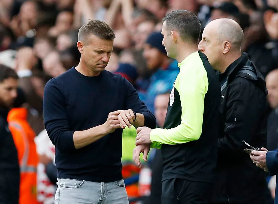 В Англии отключили электричество на стадионе во время футбольного матча