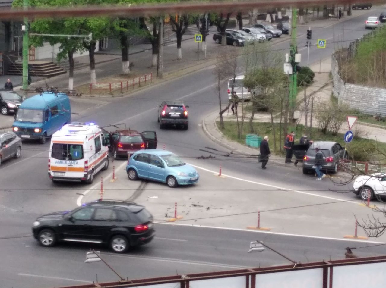 В ДТП на Ботанике пострадали женщина и двое детей