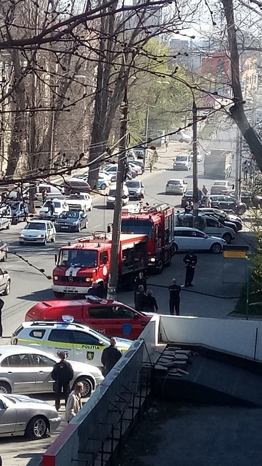 На Рышкановке вновь вспыхнул пожар в жилом доме