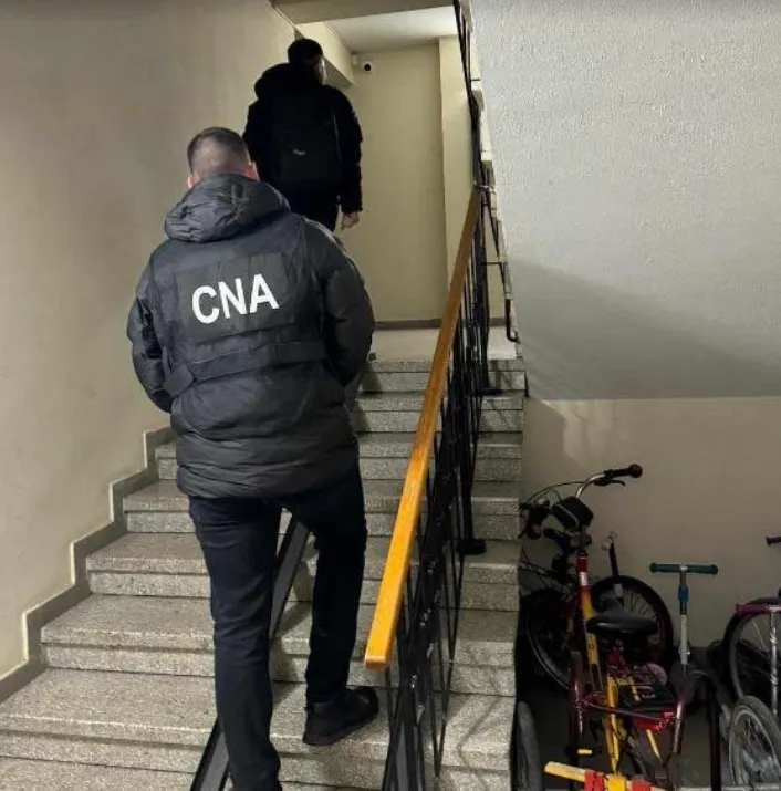 У бывших сотрудников Агентства по технадзору прошли обыски
