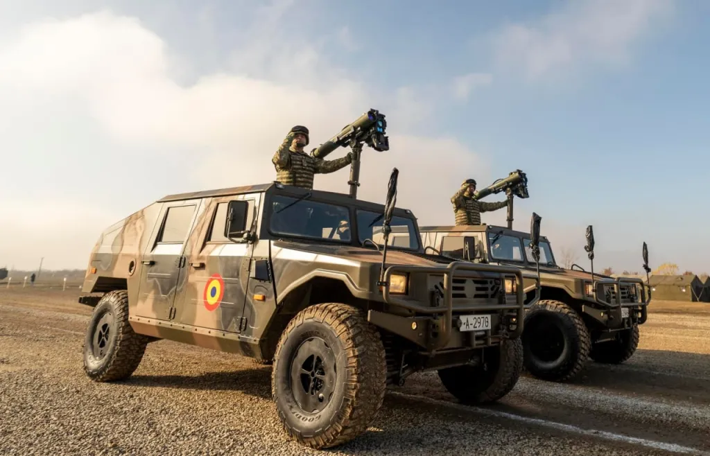 Военные из Молдовы приняли участие в репетициях парада в честь Дня Румынии