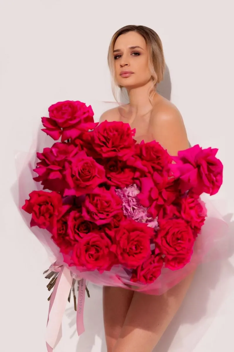 Xoflowers.md: Запишите этот адрес, если через полтора часа вам надо подарить букет