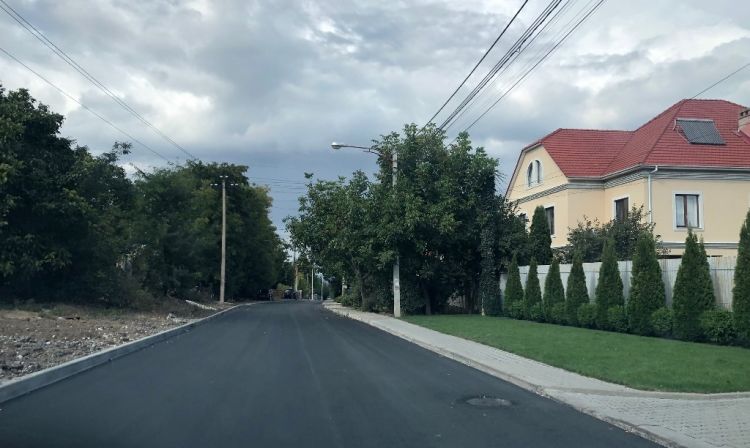 Примэрия: Участок дороги по улице Петрарилор в центре столицы отремонтирован