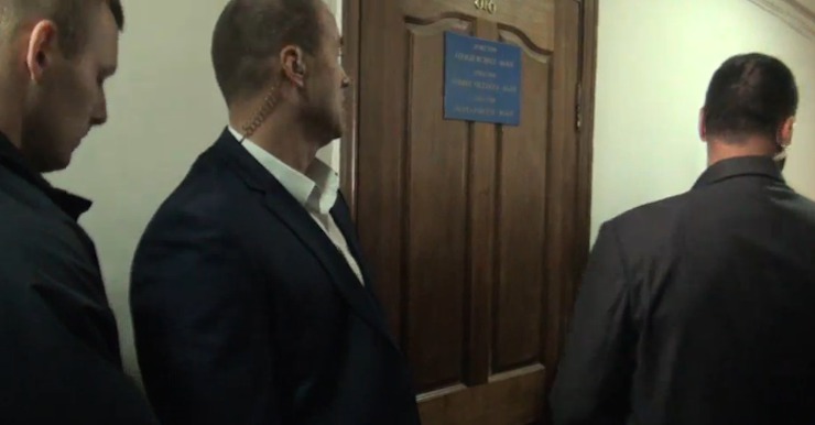 Bodyguarzii lui Șor fac legea la Judecătoria Buiucani