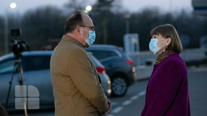 Вторая партия вакцины против коронавируса из Румынии прибыла в Молдову