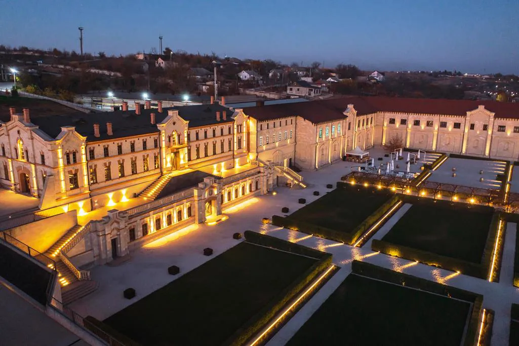 Власти срочно ремонтируют дороги к Castel Mimi: саммит ЕС пройдет в июне