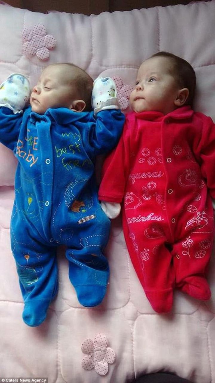 Gravidă în moarte cerebrală, ţinută în viaţă 123 de zile. Bebeluşii, complet sănătoşi