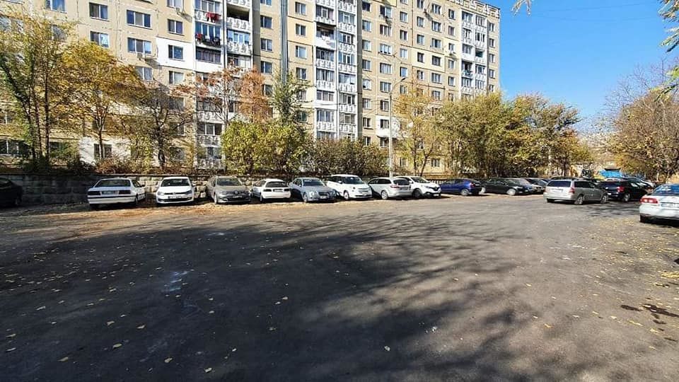 В Кишиневе продолжается благоустройство дворов жилых домов