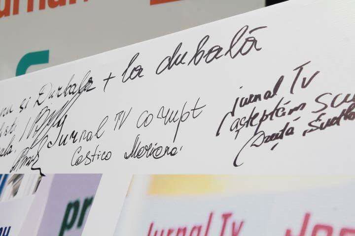 Un nou protest la sediul Jurnal TV. Peste 500 de orheieni au scandat „Respect pentru popor”