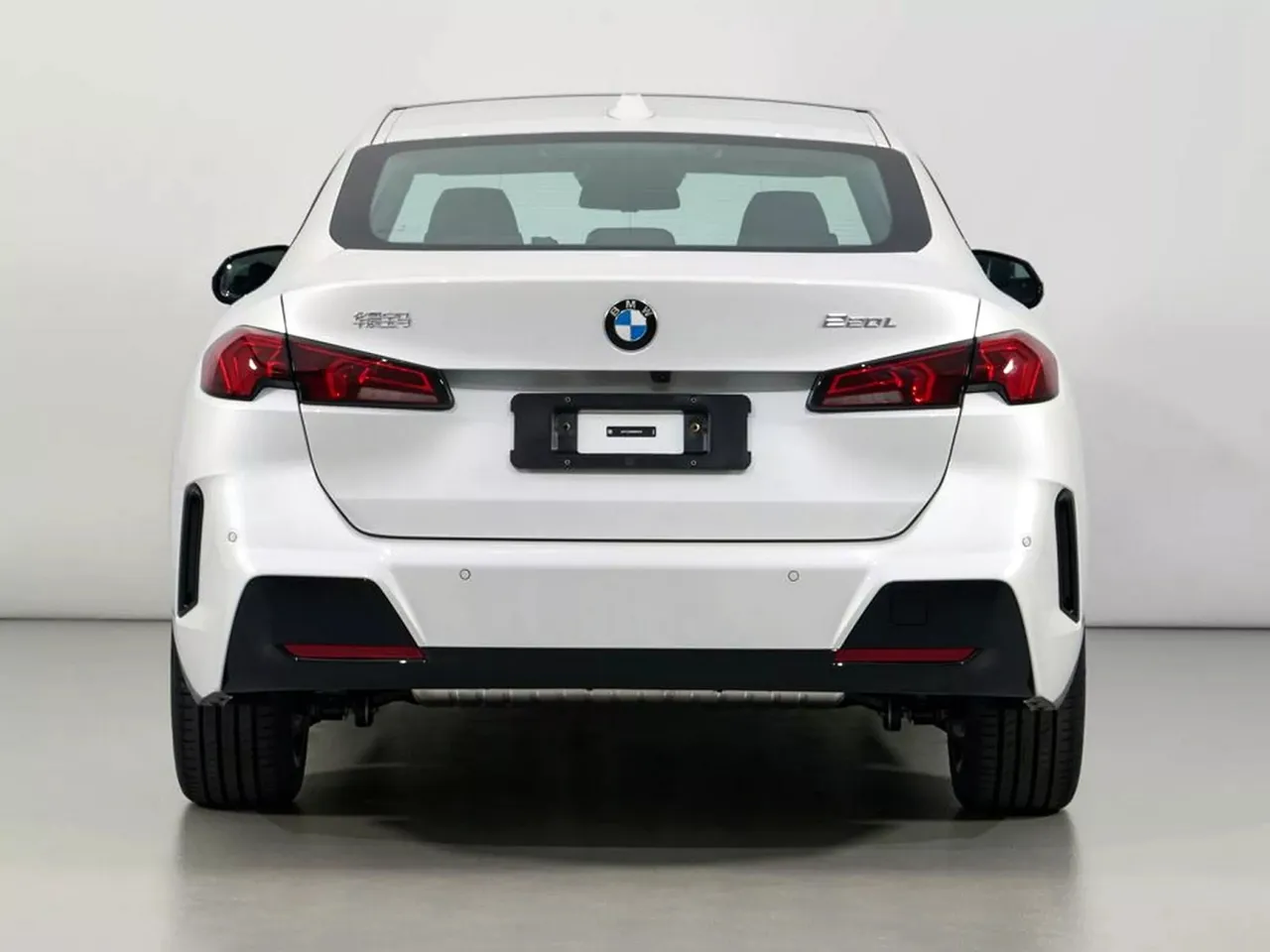Новый седан BMW рассекретили до презентации