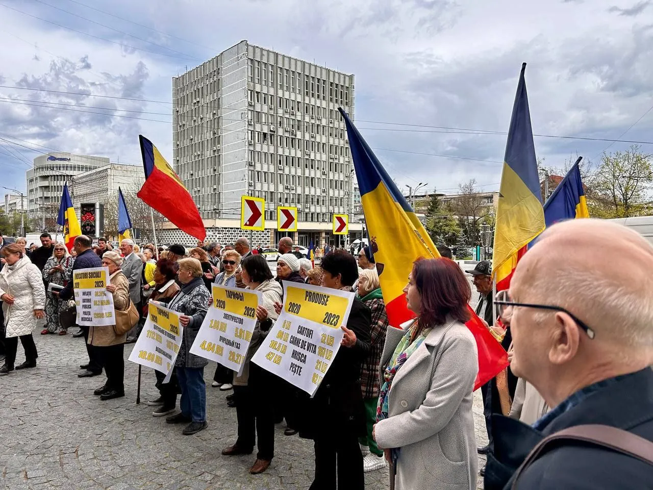 БКС протестует у минфина: Это правительство ежедневно делает людей беднее