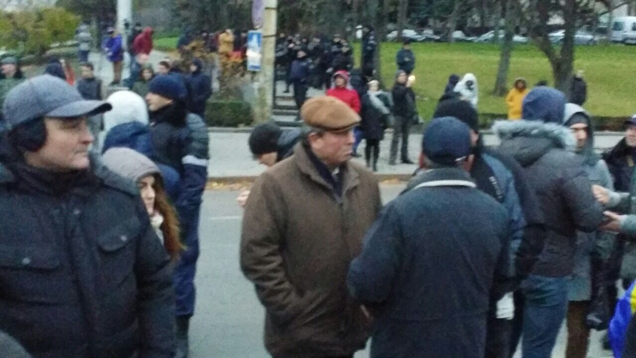 Liderii „DA”, Vasile Năstase și Valentin Dolganiuc, prezenți la protestul unioniștilor din fața CEC