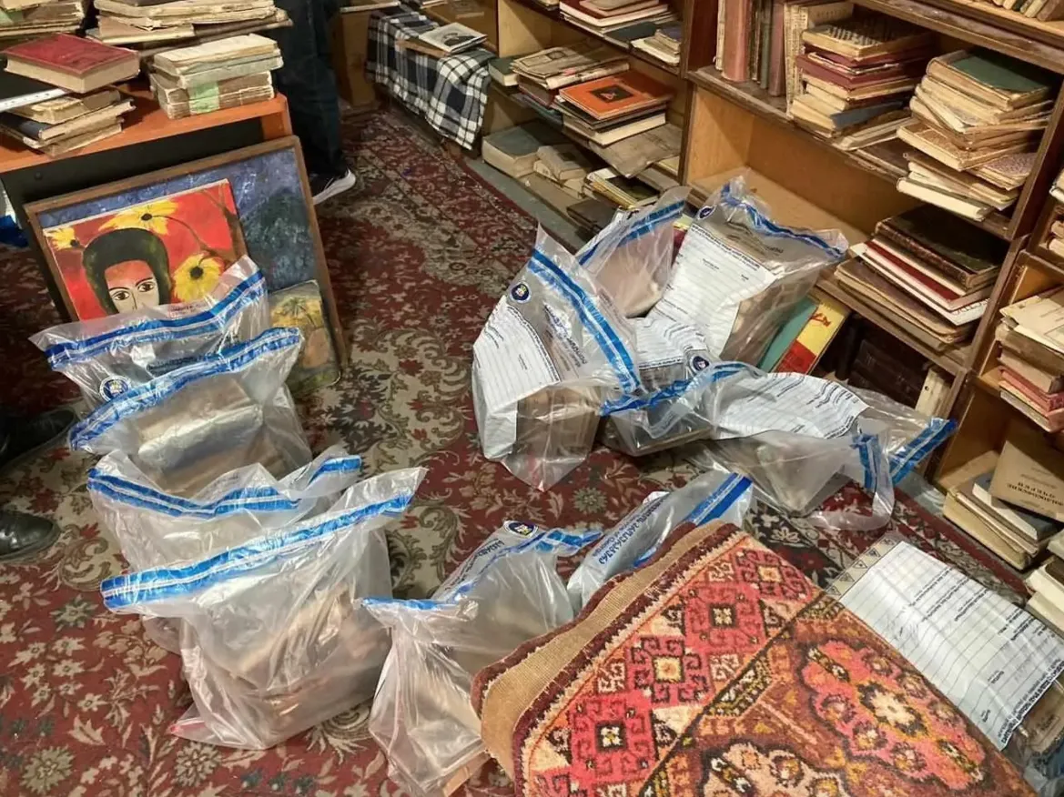 Банда грузин похищала в ЕС редкие русскоязычные книги и продавала их на аукционах