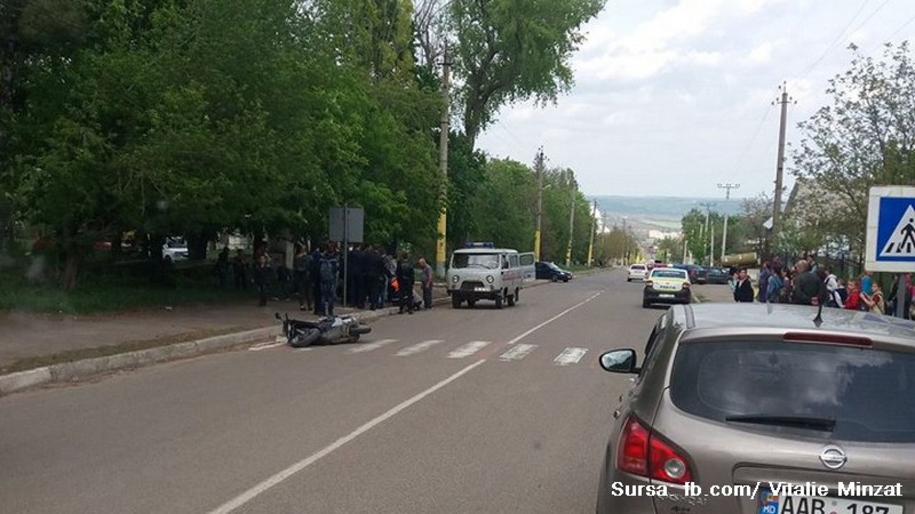 В Сороках мотоциклист без прав сбил школьницу