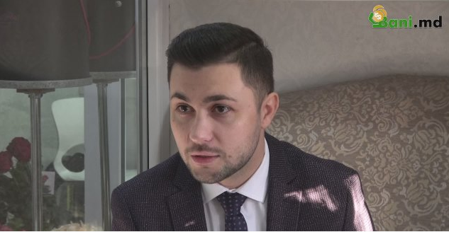 Cine este administratorul firmei care livrează flori, trimis în judecată