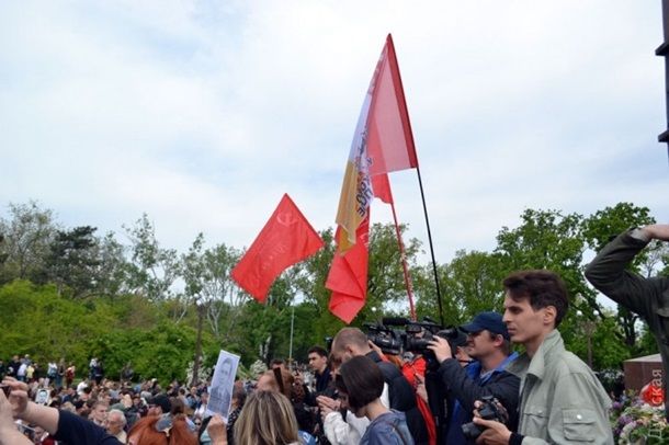 9 мая в Одессе: красные флаги, байкеры и задержания