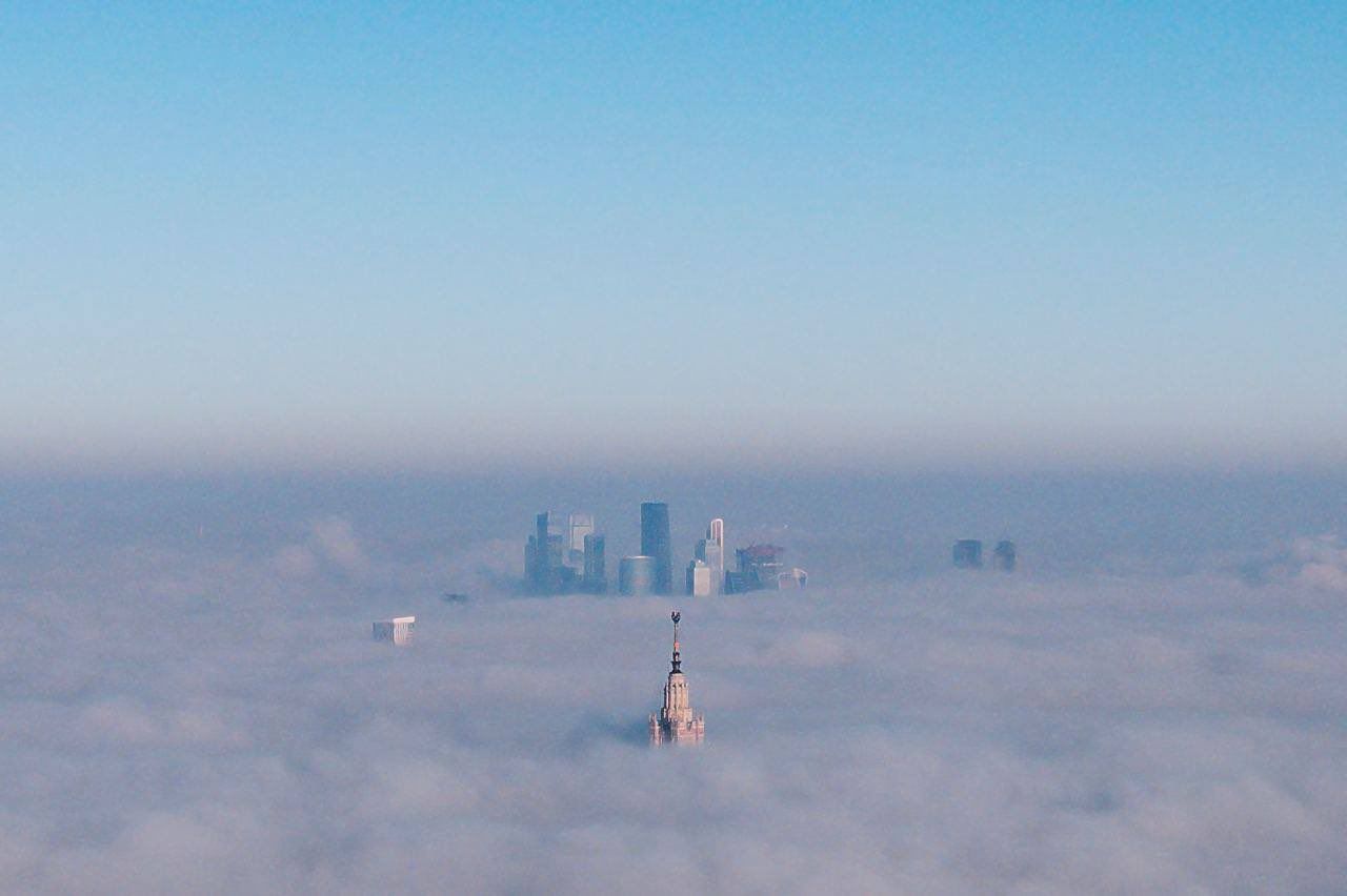 Сайлент Хилл в Москве: пользователи соцсетей показали фото туманов