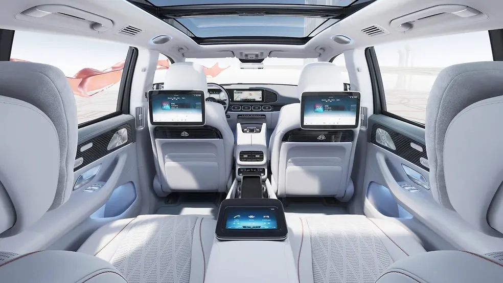 Mercedes-Benz обновил кроссовер Maybach
