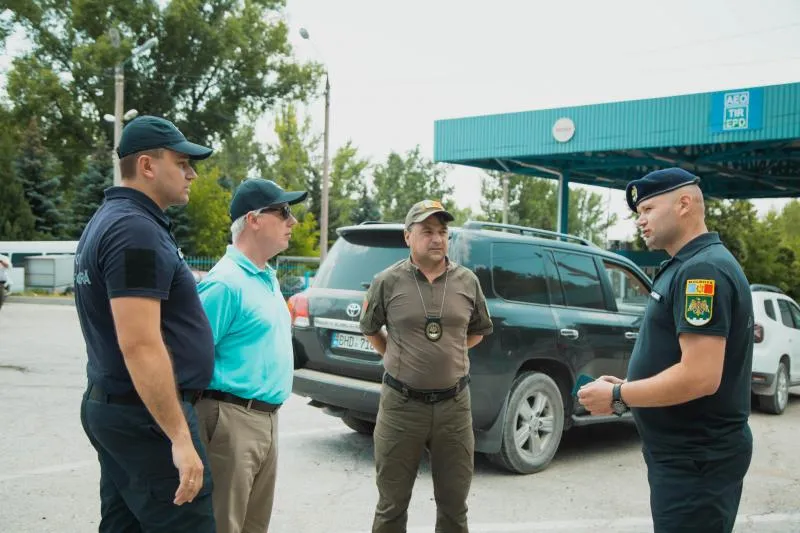 Василой появился на публичном мероприятии с шевроном о "русском военном корабле"