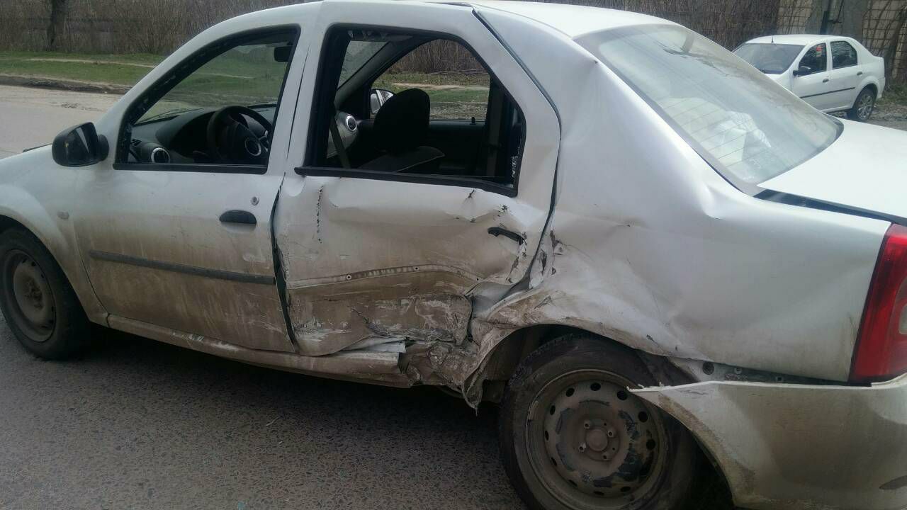Машина кандидата в мэры Кишинева Андрея Нэстасе попала в ДТП в Бельцах