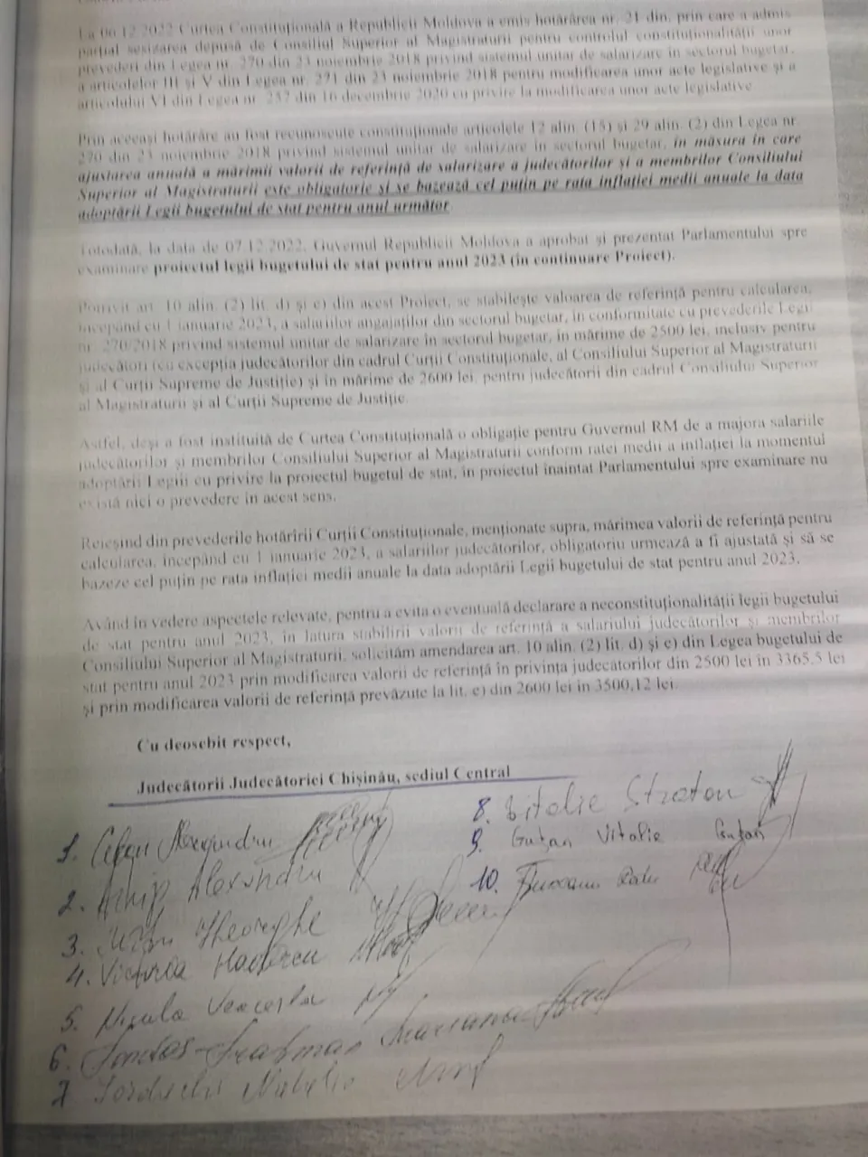 В парламент обратились 275 судей с просьбой пересмотреть зарплаты