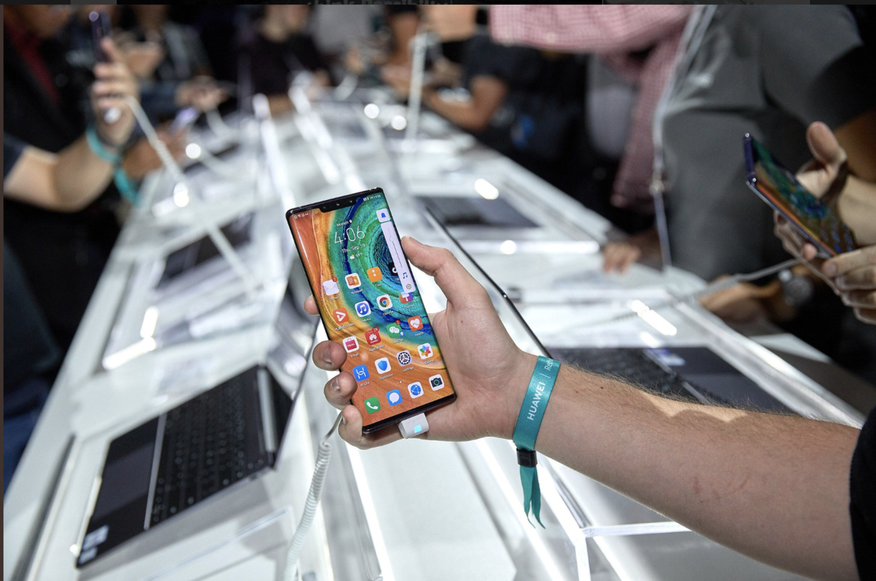 Huawei представила новый флагманский смартфон