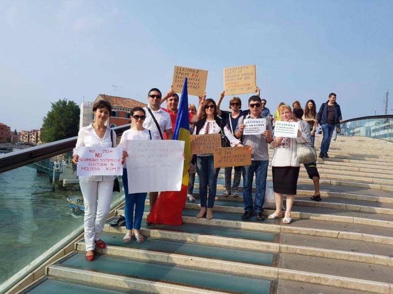 Молдавская диаспора протестует против изменения избирательной системы