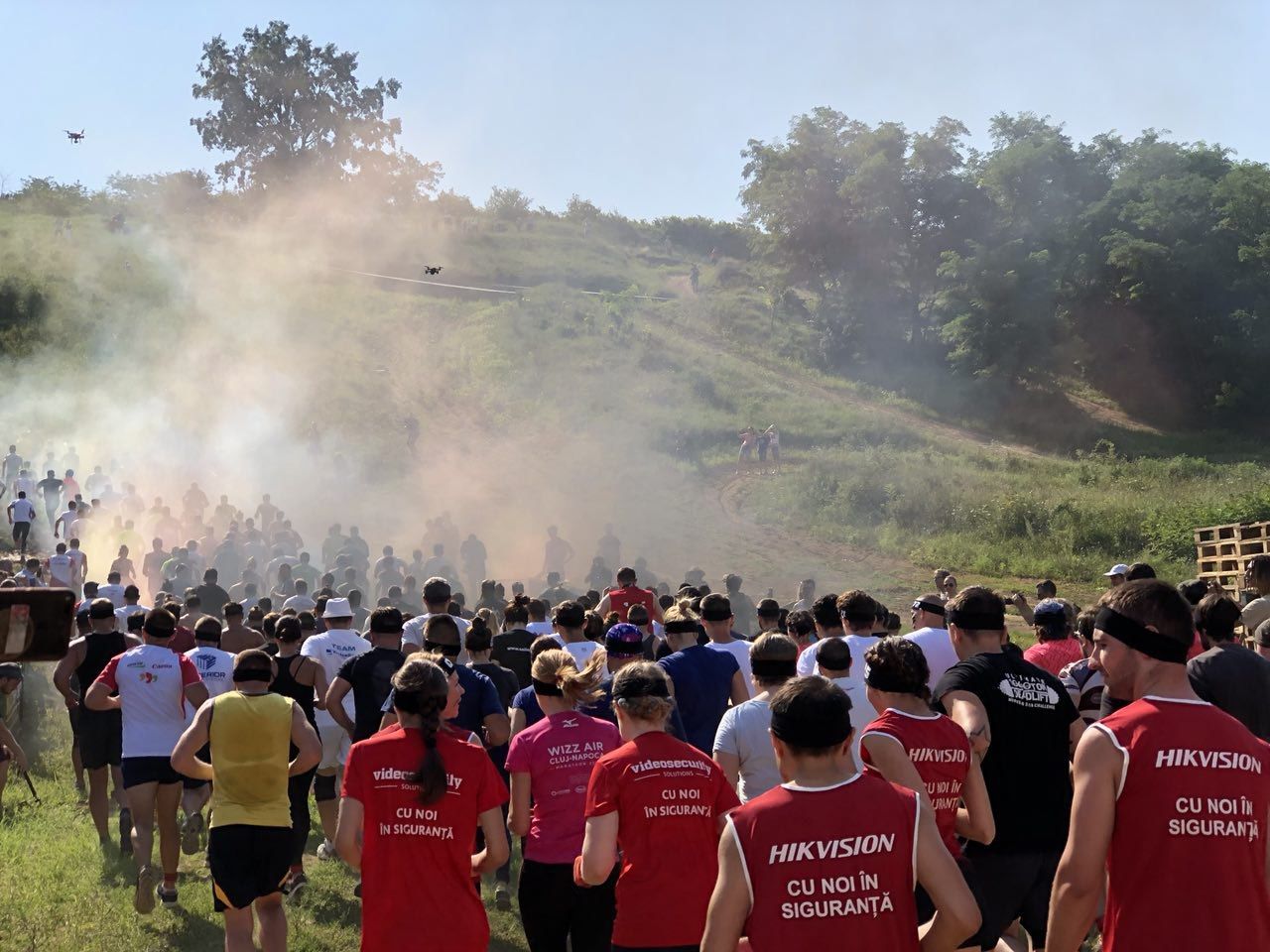 В Кишиневе проходит экстрим-забег с препятствиями Glodiator Mud Race
