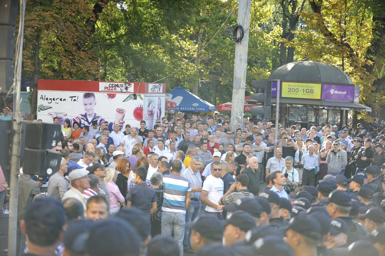 Protestul #NuMaTem și primele incidente la intrarea în PMAN