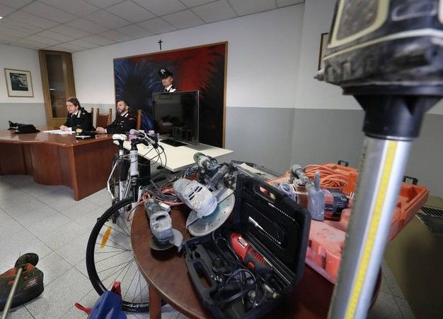 Настоящий склад краденого на сумму 20 тысяч евро устроили молдаване в квартире в Италии