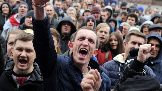 Оппозиция устроила первомайское шествие в центре Минска
