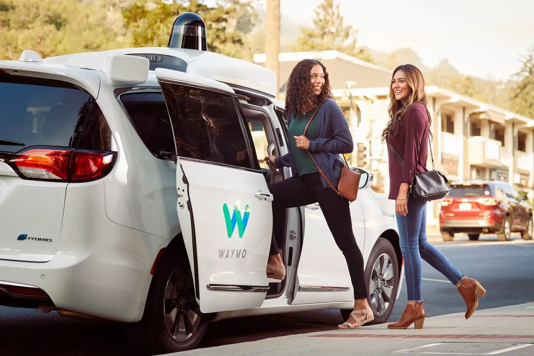 В Финиксе теперь можно вызвать роботакси Waymo через приложение Uber