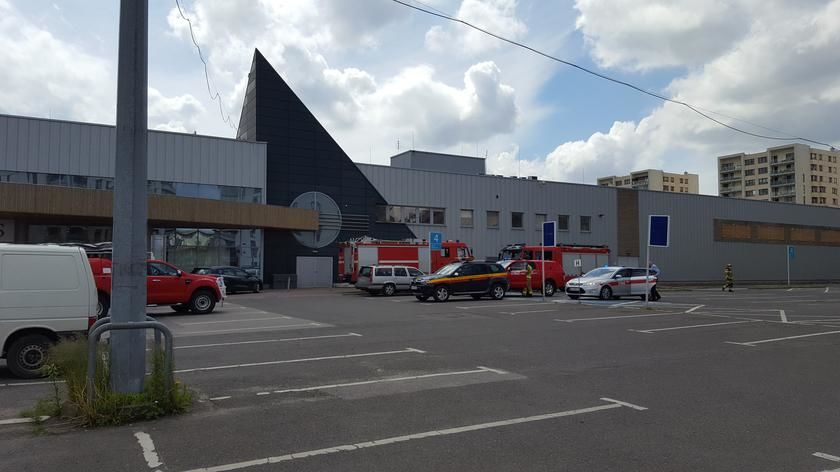 В варшавском супермаркете обрушился потолок