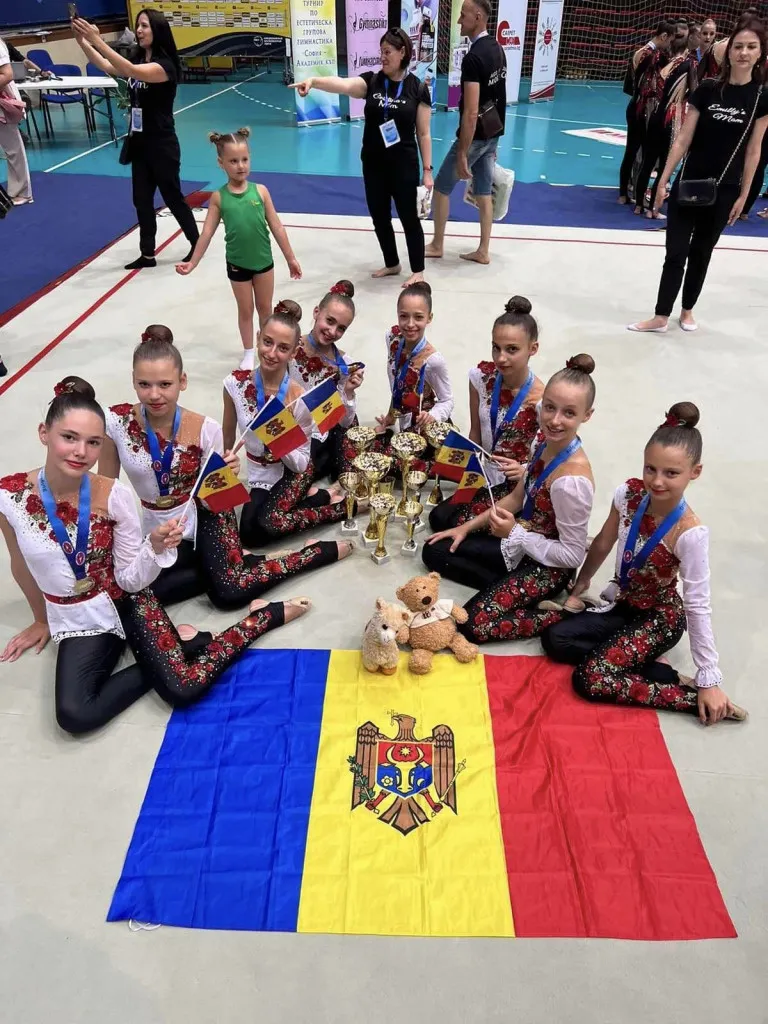 Группа юных гимнасток из Молдовы заняла первое место на международном чемпионате