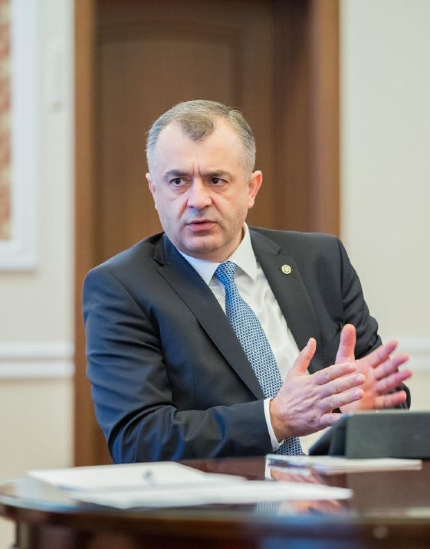 На встречах между высшим руководством страны увеличили социальную дистанцию