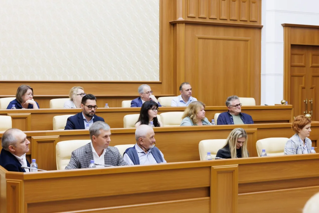 Майя Санду начала консультации по созданию Антикоррупционного суда