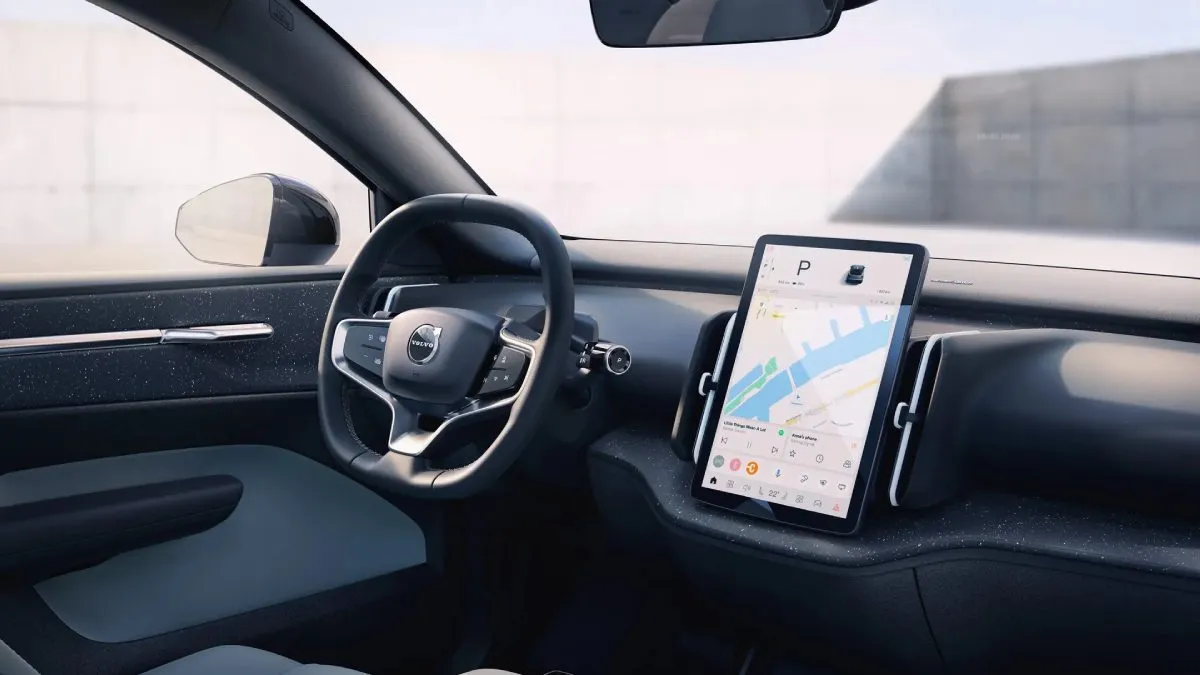 Volvo представила маленький электрический внедорожник