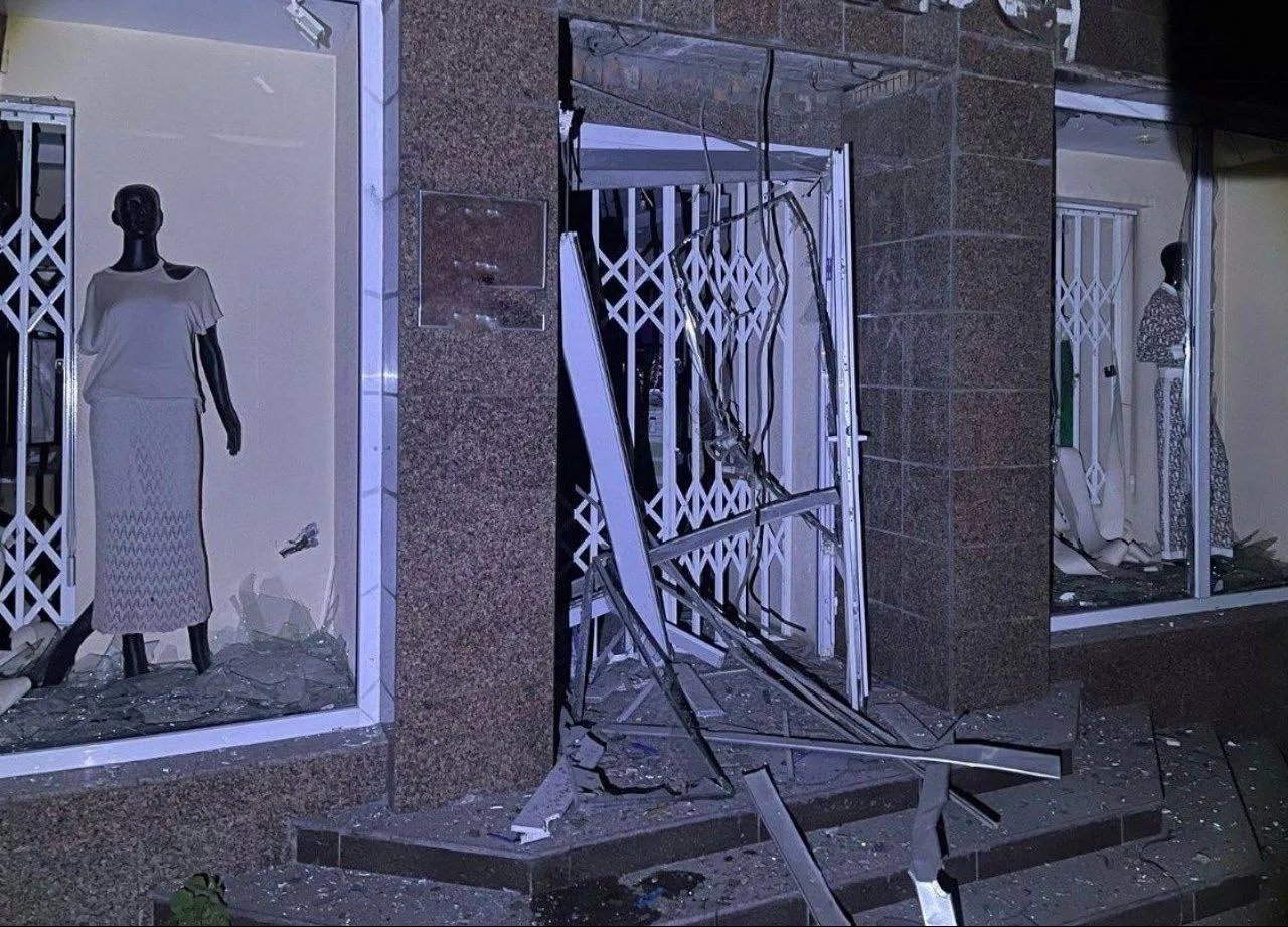 В результате ночной атаки дронов по Украине погибли два человека