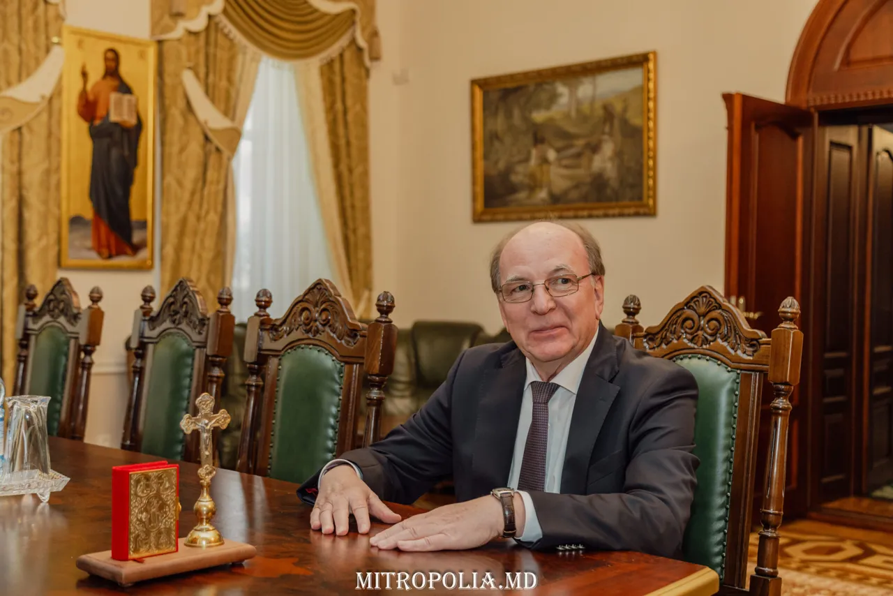 Митрополит Владимир встретился с послом РФ: обсудили двусторонние проекты