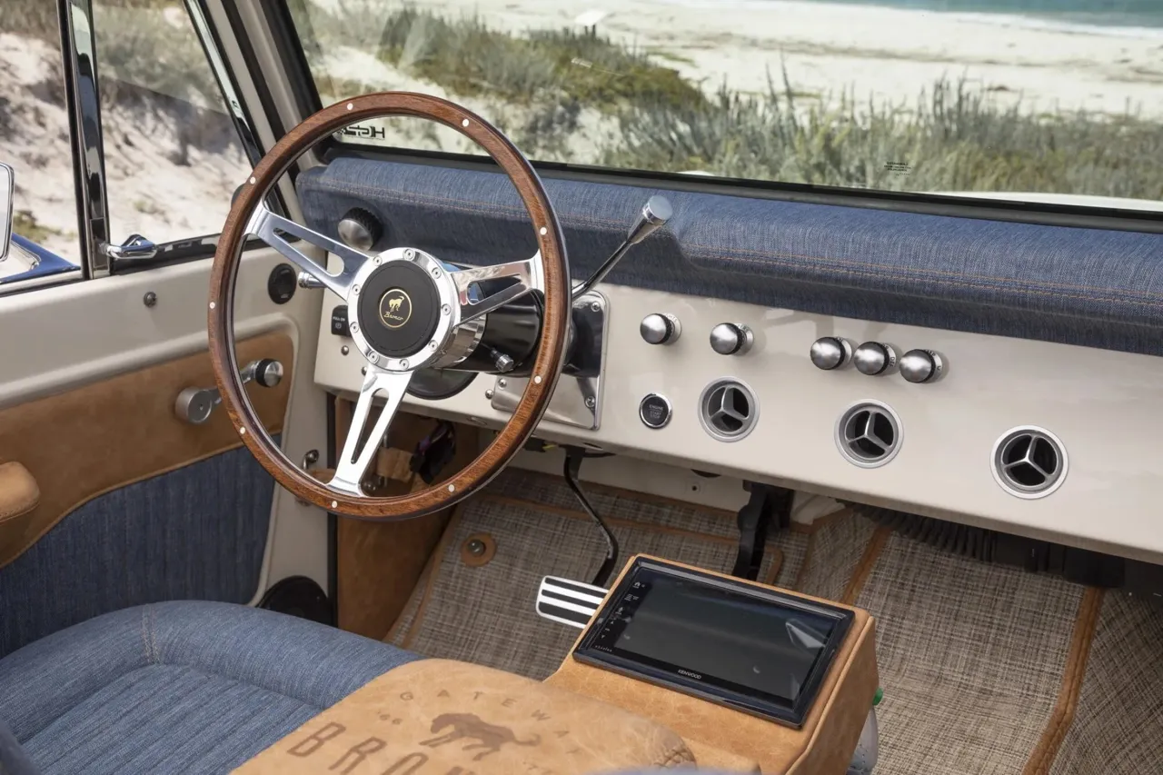 Новая жизнь классики: в США возобновили выпуск Ford Bronco 1966 года